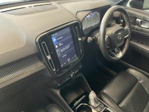 Volvo XC40 D4 AWD R-Design - Image 7