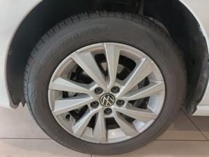 Volkswagen Polo Vivo hatch 1.6 Life - Image 8