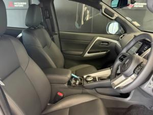 Mitsubishi Pajero Sport 2.4DI-D 4x4 - Image 10