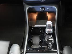 Volvo XC40 B4 Plus Dark - Image 15