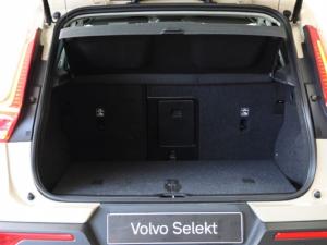 Volvo XC40 B4 Plus Dark - Image 9