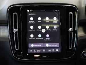 Volvo XC40 B4 Plus Dark - Image 4
