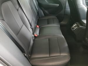 Volvo XC40 B4 Plus Dark - Image 4