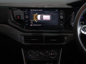 Volkswagen Polo hatch 1.0TSI Life manual - Image 9