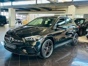 Mercedes-Benz GLA GLA200d Progressive - Image 1