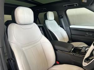 Land Rover Range Rover Sport D350 Dynamic HSE - Image 13