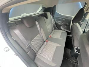 Nissan Micra 66kW turbo Visia - Image 13
