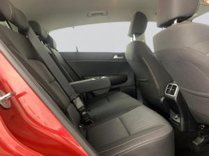 Kia Sportage 2.0 Ignite + automatic - Image 14