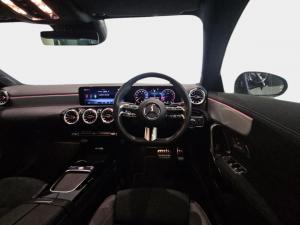 Mercedes-Benz CLA CLA200 Progressive - Image 21