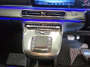 Mercedes-Benz V-Class V300d Exclusive - Image 12