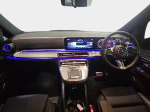 Mercedes-Benz V-Class V300d Exclusive - Image 13