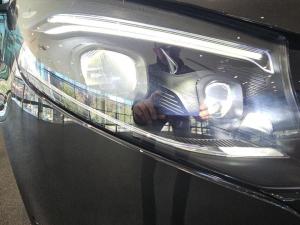 Mercedes-Benz V-Class V300d Exclusive - Image 19