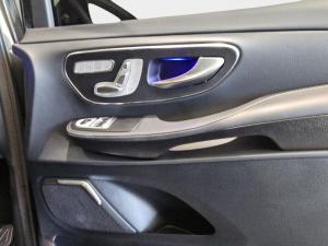 Mercedes-Benz V-Class V300d Exclusive - Image 23
