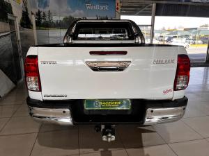 Toyota Hilux 2.4GD-6 Xtra cab Raider manual - Image 3