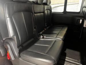 Hyundai Staria 2.2D Executive 9-seater - Image 12
