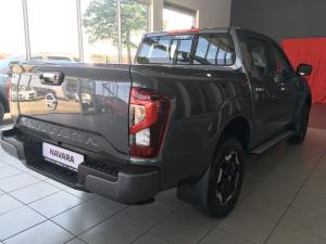 Nissan Navara 2.5DDTi double cab LE Plus - Image 6