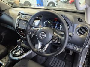 Nissan Navara 2.5DDTi double cab LE Plus - Image 9