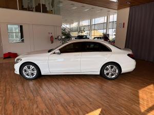 Mercedes-Benz C-Class C180 - Image 10