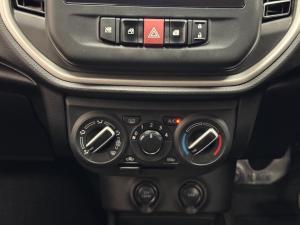 Toyota Vitz 1.0 XR auto - Image 12