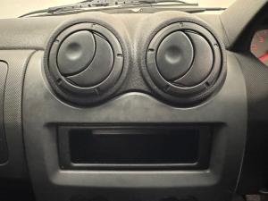 Nissan NP200 1.6i safety pack (aircon) - Image 10