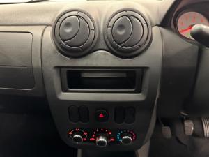 Nissan NP200 1.6i safety pack (aircon) - Image 11