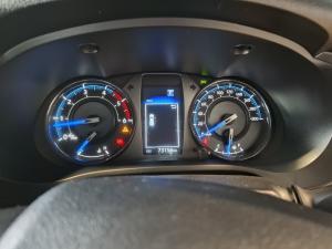 Toyota Hilux 2.8GD-6 Xtra cab 4x4 Legend auto - Image 11