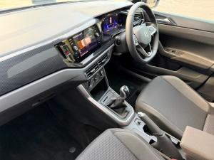 Volkswagen Polo hatch 1.0TSI Life manual - Image 7
