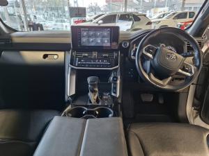 Toyota Land Cruiser 300 3.3D GX-R - Image 6