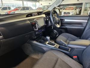 Toyota Hilux 2.8GD-6 double cab 4x4 Raider auto - Image 7