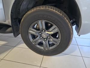 Toyota Hilux 2.8GD-6 double cab 4x4 Raider auto - Image 15