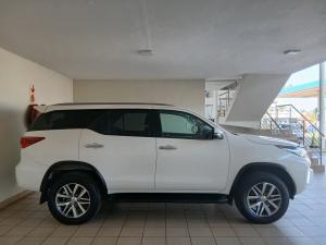 Toyota Fortuner 2.8GD-6 auto - Image 3