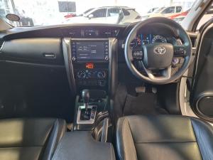 Toyota Fortuner 2.4GD-6 4x4 - Image 6