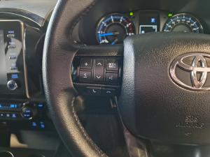Toyota Hilux 2.8GD-6 double cab 4x4 Legend auto - Image 9