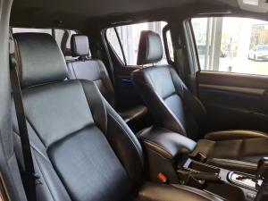 Toyota Hilux 2.8GD-6 double cab 4x4 Legend auto - Image 12