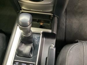 Toyota Land Cruiser Prado 2.8GD VX-L - Image 12