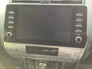 Toyota Land Cruiser Prado 2.8GD VX-L - Image 13