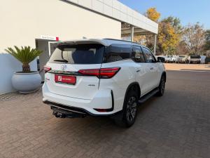 Toyota Fortuner 2.8GD-6 4x4 VX - Image 2
