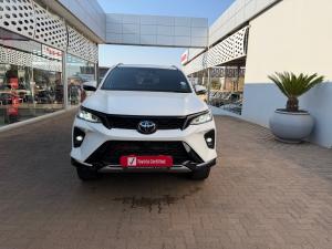 Toyota Fortuner 2.8GD-6 4x4 VX - Image 4