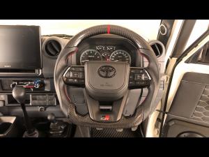 Toyota Land Cruiser 79 4.5D-4D V8 double cab LX - Image 8
