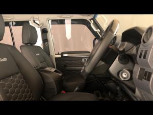 Toyota Land Cruiser 79 4.5D-4D V8 double cab LX - Image 10