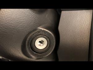 Toyota Land Cruiser 79 4.5D-4D V8 double cab LX - Image 16