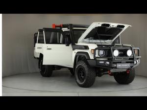 Toyota Land Cruiser 79 4.5D-4D V8 double cab LX - Image 29