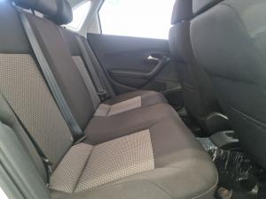 Volkswagen Polo sedan 1.4 Trendline - Image 13