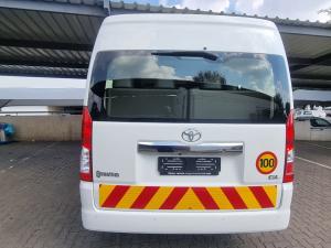 Toyota Quantum 2.8 SLWB bus 14-seater GL auto - Image 5
