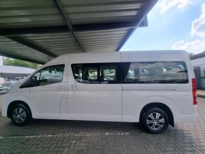 Toyota Quantum 2.8 SLWB bus 14-seater GL auto - Image 12