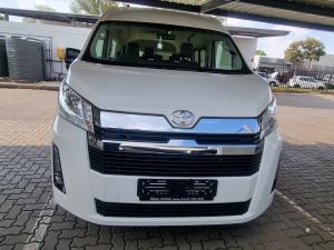 Toyota Quantum 2.8 SLWB bus 14-seater GL auto - Image 4