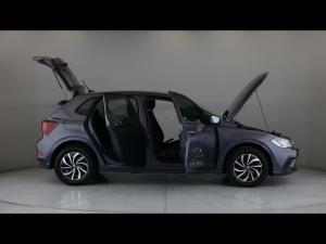 Volkswagen Polo hatch 1.0TSI - Image 30