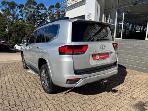 Toyota Land Cruiser 300 3.3D ZX - Image 22