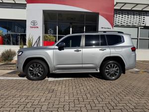 Toyota Land Cruiser 300 3.3D ZX - Image 23
