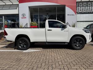 Toyota Hilux 2.4GD-6 single cab Raider manual - Image 3